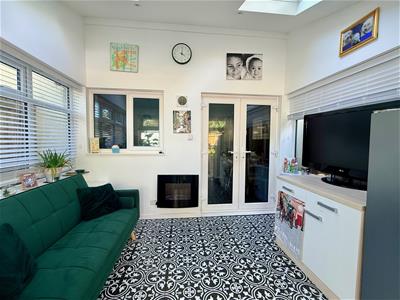 Picture 7
